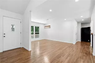 9210 Martin Rd, Roswell, GA 30076 - Photo 7