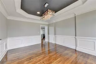 2241 Hunters Green Dr, Lawrenceville, GA 30043 - Photo 9