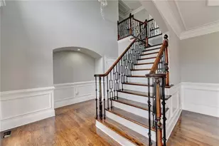 2241 Hunters Green Dr, Lawrenceville, GA 30043 - Photo 7