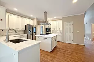 2299 Camden Dr SW, Marietta, GA 30064 - Photo 25