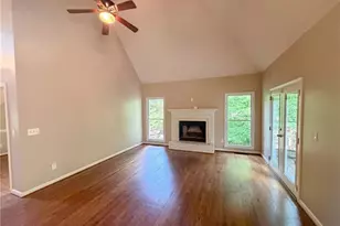 2299 Camden Dr SW, Marietta, GA 30064 - Photo 3