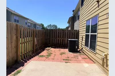 1033 Haley Woods Lane, Lawrenceville, GA 30043 - Photo 25