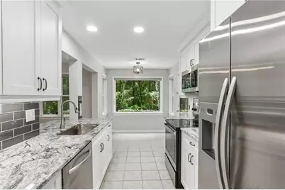 21 Brittany Way NE, Atlanta, GA 30324 - Photo 15