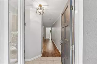 21 Brittany Way NE, Atlanta, GA 30324 - Photo 7