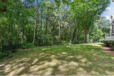 21 Brittany Way NE, Atlanta, GA 30324 - Photo 27