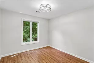 21 Brittany Way NE, Atlanta, GA 30324 - Photo 21