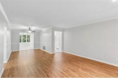 21 Brittany Way NE, Atlanta, GA 30324 - Photo 9