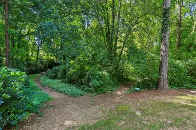 21 Brittany Way NE, Atlanta, GA 30324 - Photo 23