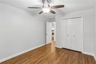 21 Brittany Way NE, Atlanta, GA 30324 - Photo 25