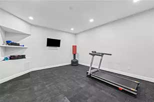 237 Belle Ln, Atlanta, GA 30328 - Photo 33