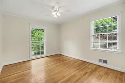 4725 Kitty Hawk Place, Atlanta, GA 30342 - Photo 19