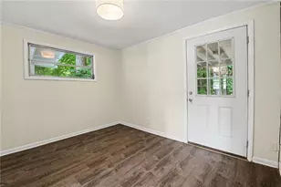 924 Valley Brook Rd, Decatur, GA 30033 - Photo 23