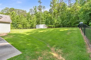 145 Emerald Hills Ln, Newnan, GA 30263 - Photo 11