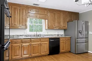 2678 N Bogan Rd, Buford, GA 30519 - Photo 21