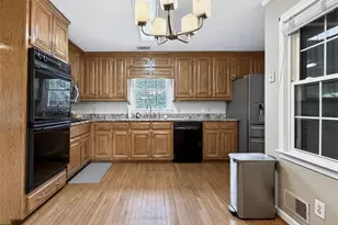 2678 N Bogan Rd, Buford, GA 30519 - Photo 23