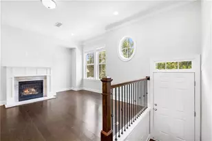 1815 Hislop Ln, Atlanta, GA 30345 - Photo 7