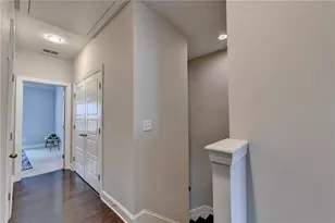 1815 Hislop Ln, Atlanta, GA 30345 - Photo 19