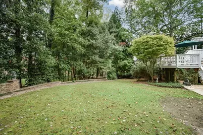 1640 Lazy River Lane, Sandy Springs, GA 30350 - Photo 95