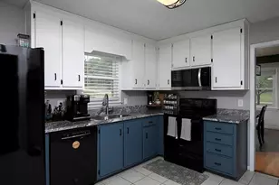 5070 Shadowood Dr, Canton, GA 30114 - Photo 11