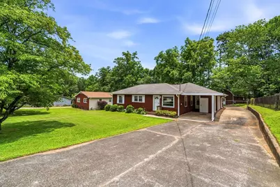 1981 Judy Circle SE, Marietta, GA 30060 - Photo 3