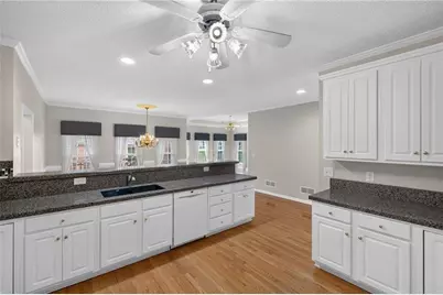 165 Biltmore Drive, Fayetteville, GA 30214 - Photo 15