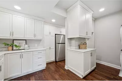 2575 Peachtree Road NE #5G, Atlanta, GA 30305 - Photo 19