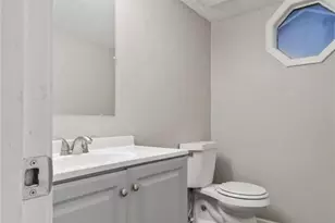 2595 Fieldstone View Ln, Conyers, GA 30013 - Photo 5