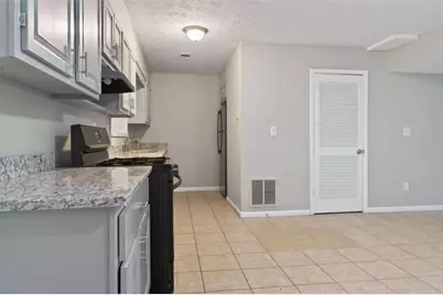 2595 Fieldstone View Lane, Conyers, GA 30013 - Photo 3