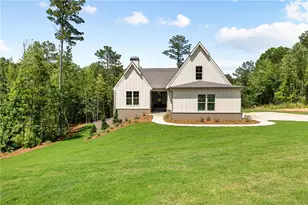 105 Forest Berry Ct, Newnan, GA 30265 - Photo 1