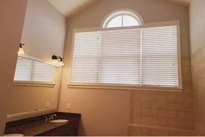 942 Perimeter Walk, Dunwoody, GA 30338 - Photo 13