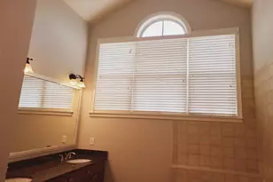 942 Perimeter Walk, Dunwoody, GA 30338 - Photo 13