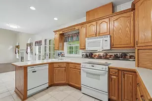5008 Chapel Lake Cir, Douglasville, GA 30135 - Photo 7