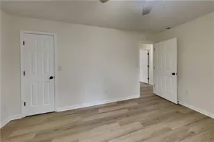 1110 Lake Dr, Roswell, GA 30075 - Photo 13