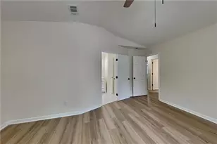1110 Lake Dr, Roswell, GA 30075 - Photo 9