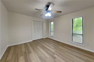 1110 Lake Dr, Roswell, GA 30075 - Photo 17
