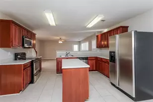 2581 Bald Cypress Dr, Braselton, GA 30517 - Photo 3