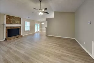 815 Riverstone Ln, Woodstock, GA 30188 - Photo 3