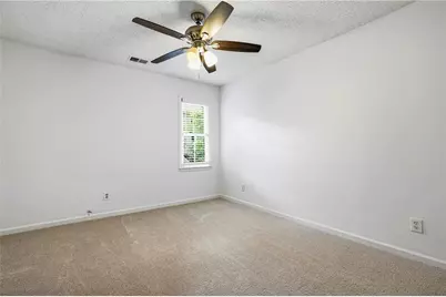 621 Radford Circle, Woodstock, GA 30188 - Photo 13
