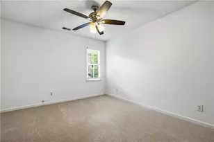 621 Radford Cir, Woodstock, GA 30188 - Photo 13