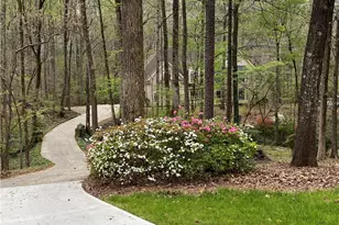 281 Oak Hammock Dr NW, Kennesaw, GA 30152 - Photo 3