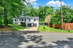3305 Paxton Dr, Marietta, GA 30066 - Photo 3