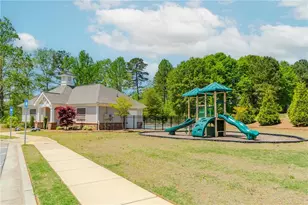 6829 Benjamin Dr, Flowery Branch, GA 30542 - Photo 41