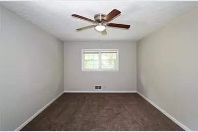 4828 Scotland Drive, Stone Mountain, GA 30088 - Photo 13