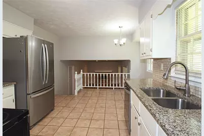 4828 Scotland Drive, Stone Mountain, GA 30088 - Photo 11