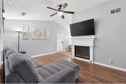 3735 Creekwood Drive, Loganville, GA 30052 - Photo 11