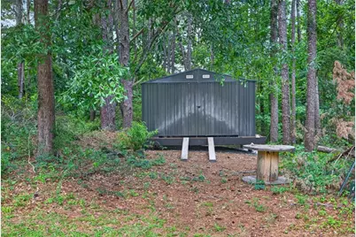 3735 Creekwood Drive, Loganville, GA 30052 - Photo 41
