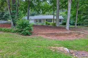 3735 Creekwood Dr, Loganville, GA 30052 - Photo 7