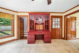 1184 Staples Dr SW, Lilburn, GA 30047 - Photo 19