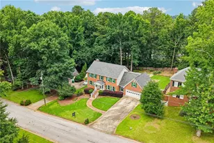 1184 Staples Dr SW, Lilburn, GA 30047 - Photo 53