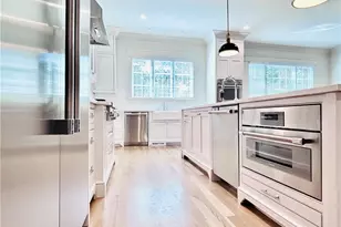4 East Dr NE, Atlanta, GA 30305 - Photo 9